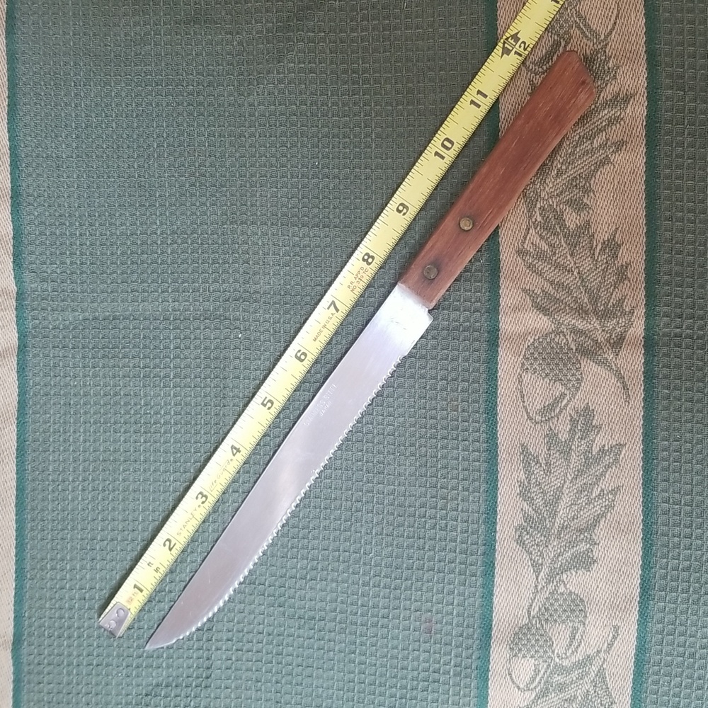 🔪VINTAGE SERRATED KNIFE